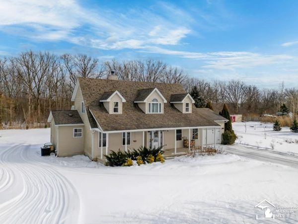 4335 Dauncy Road, Flat Rock, MI 48134