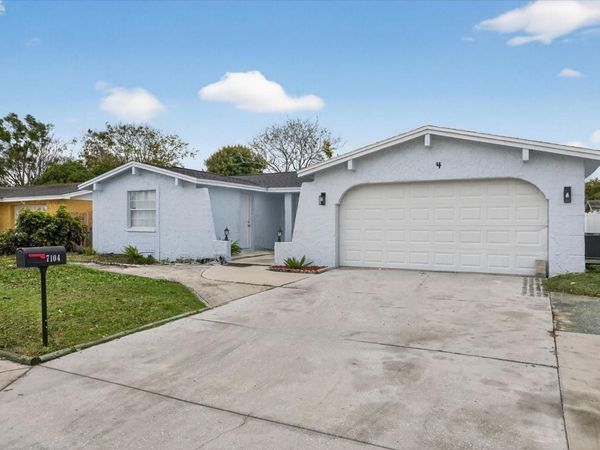 7104 KING ARTHUR DRIVE, PORT RICHEY, FL 34668