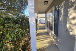 1070 Briar Rose Lane photo 4