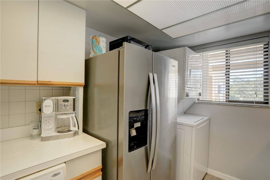 6175 S Mirror Lake Drive, Unit 306, Sebastian, FL 32958 Photo