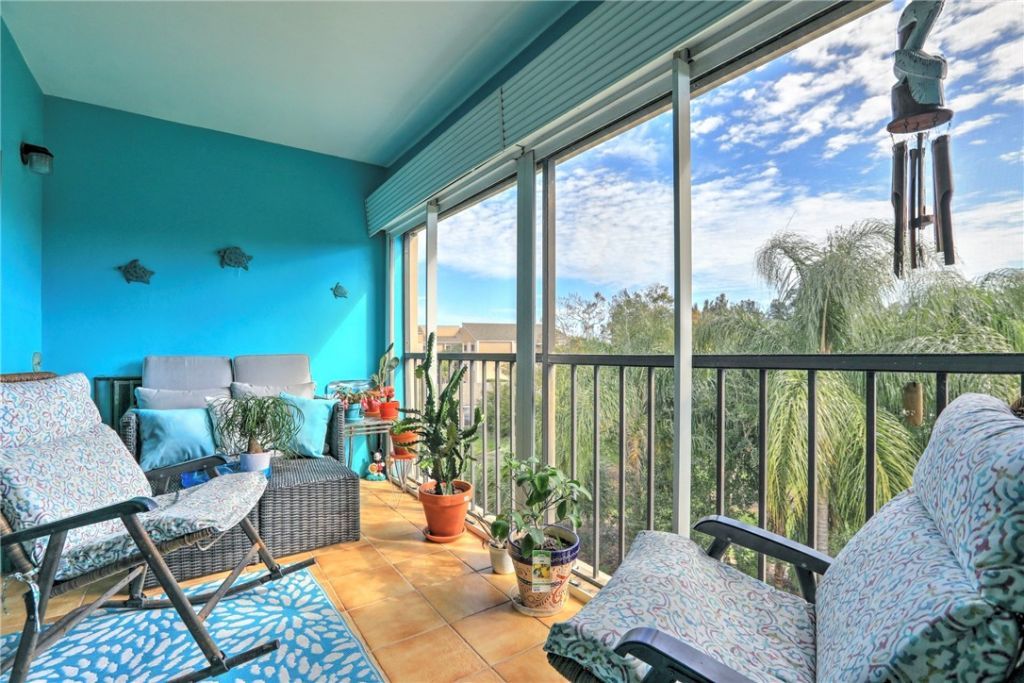 6175 S Mirror Lake Drive, Unit 306, Sebastian, FL 32958 Photo