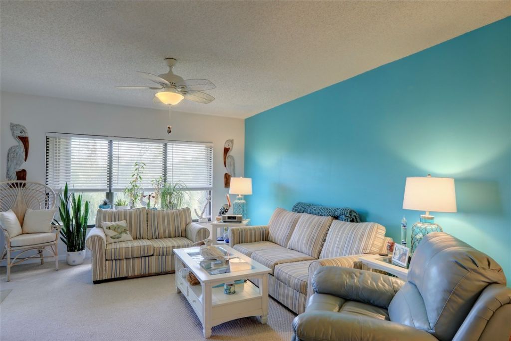 6175 S Mirror Lake Drive, Unit 306, Sebastian, FL 32958 Photo