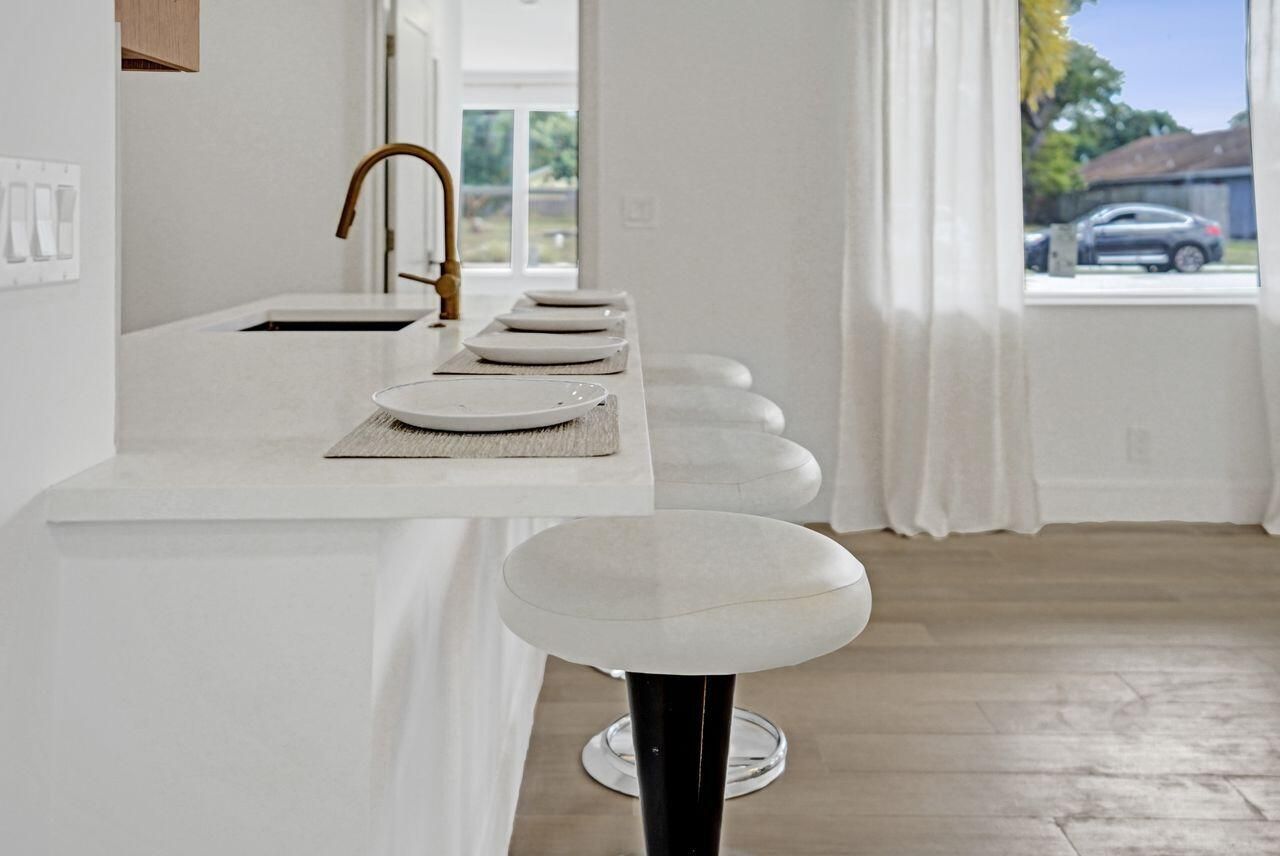 126 SW 7th Avenue, Delray Beach, FL 33444 Photo