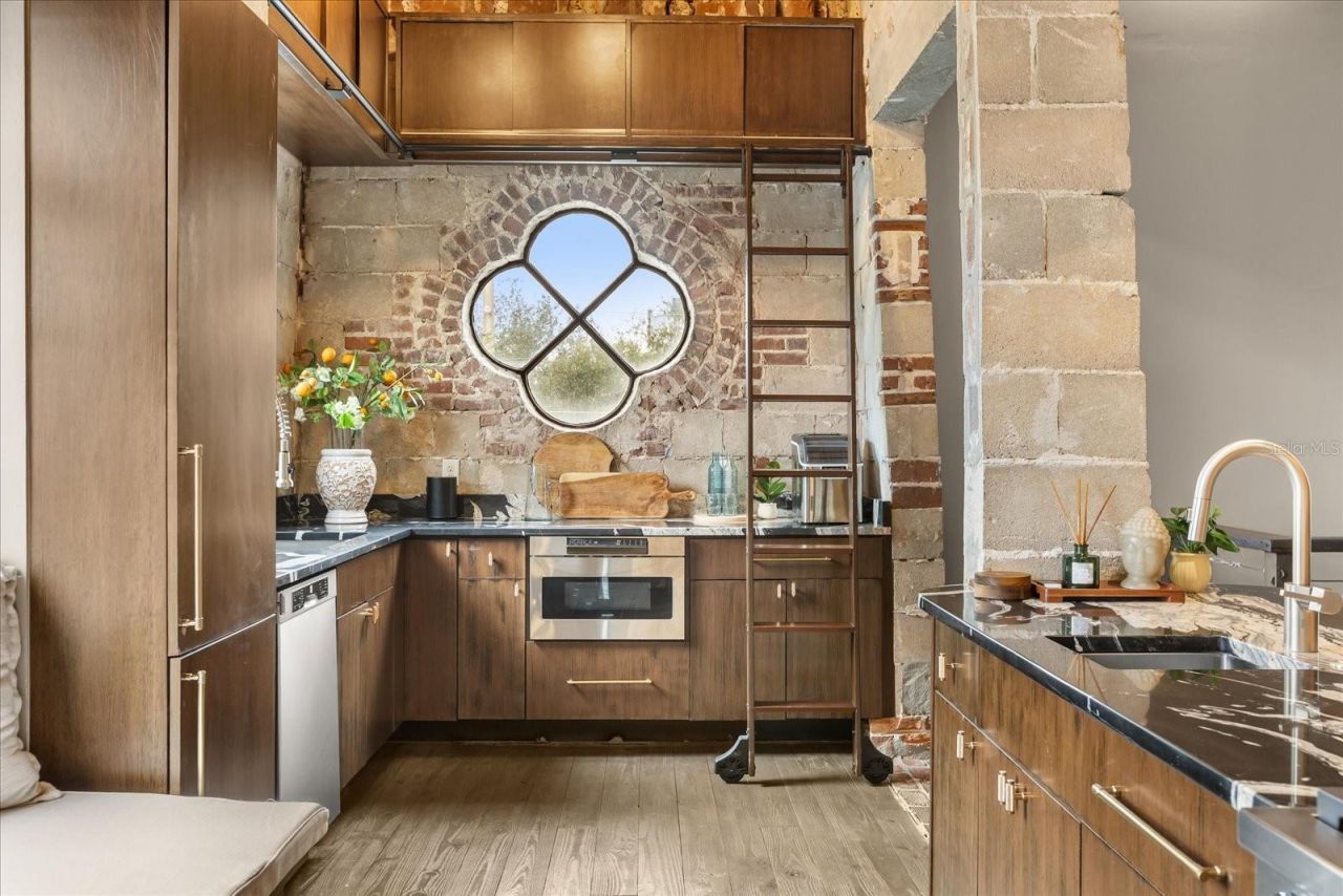 601 E Ridgewood Street, Orlando, FL 32803 Photo