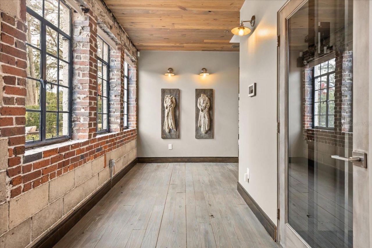 601 E Ridgewood Street, Orlando, FL 32803 Photo