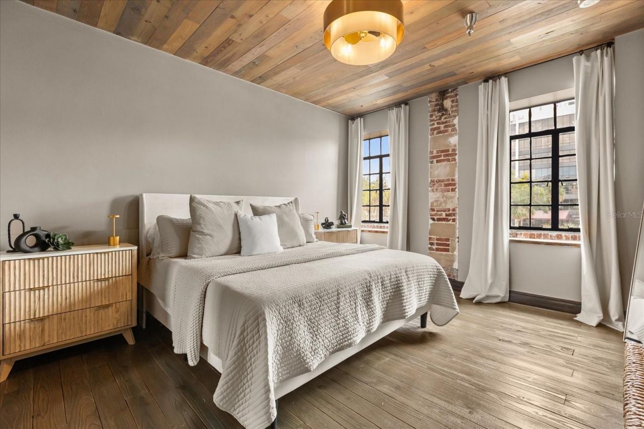 601 E Ridgewood Street, Orlando, FL 32803 Photo