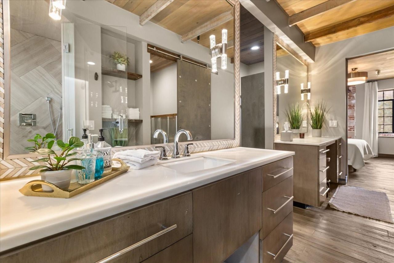 601 E Ridgewood Street, Orlando, FL 32803 Photo