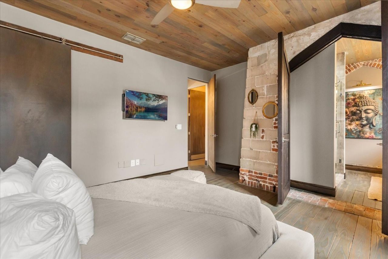 601 E Ridgewood Street, Orlando, FL 32803 Photo