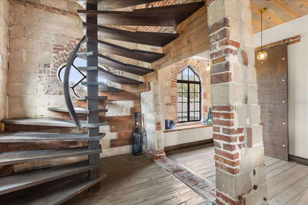 601 E Ridgewood Street, Orlando, FL 32803 Photo