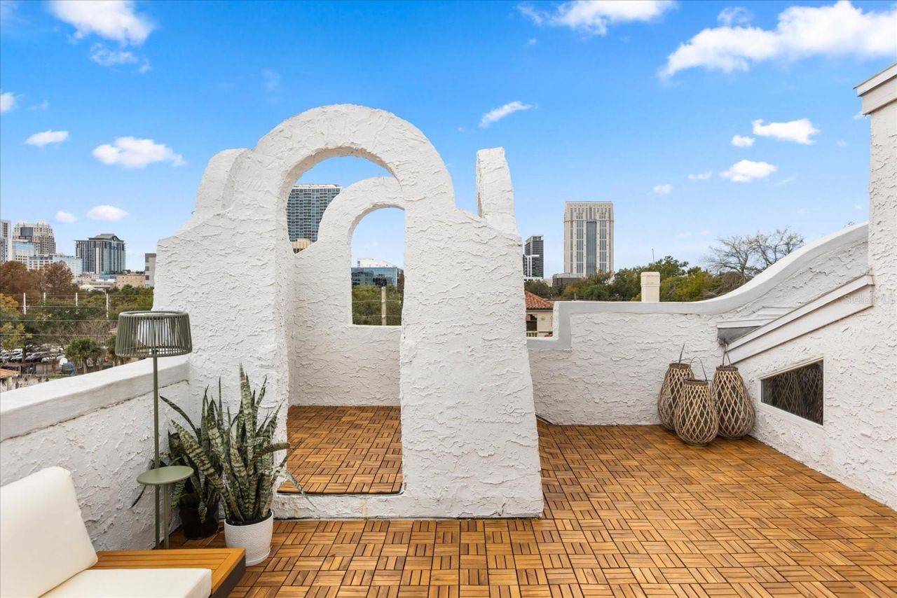 601 E Ridgewood Street, Orlando, FL 32803 Photo