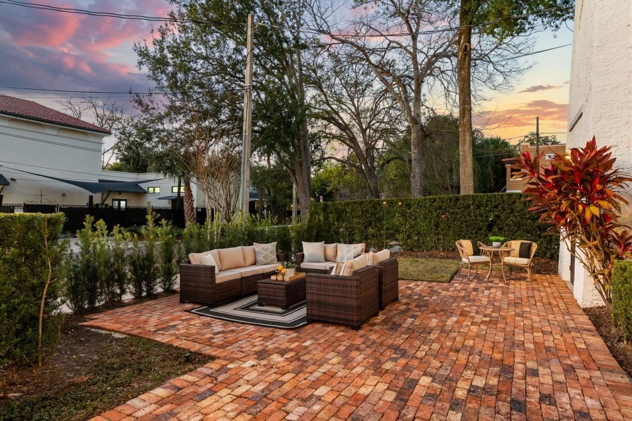 601 E Ridgewood Street, Orlando, FL 32803 Photo