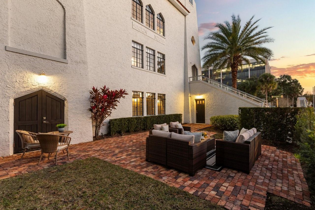 601 E Ridgewood Street, Orlando, FL 32803 Photo