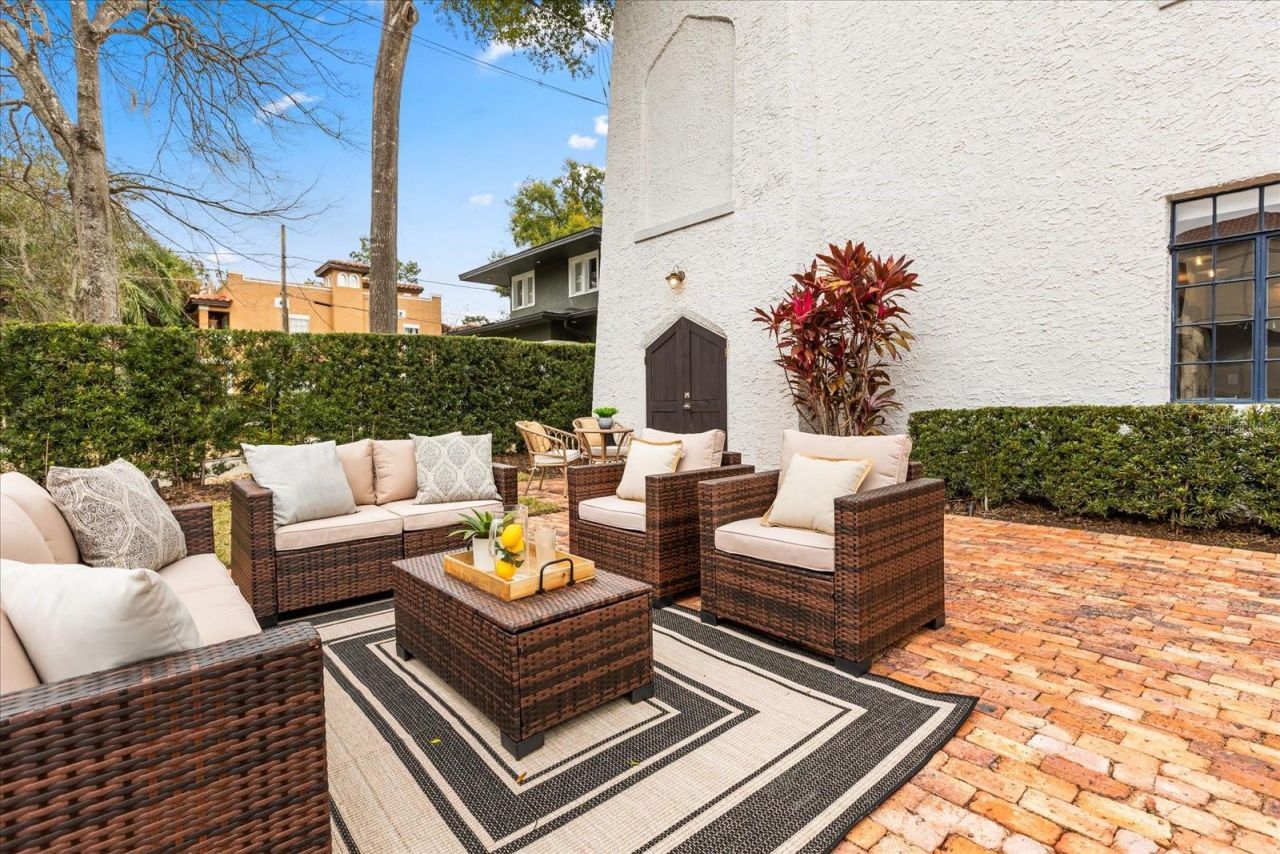 601 E Ridgewood Street, Orlando, FL 32803 Photo