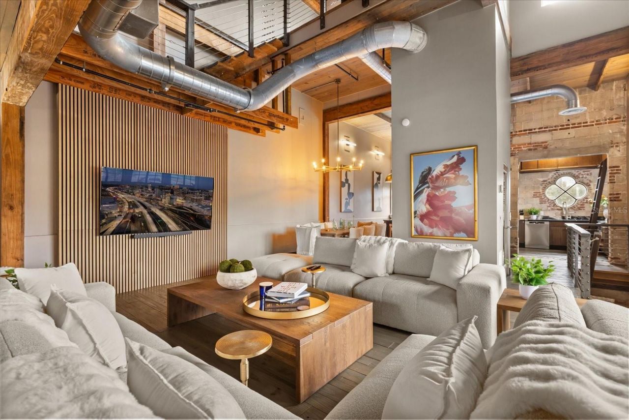 601 E Ridgewood Street, Orlando, FL 32803 Photo