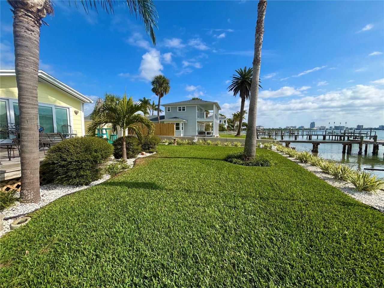 173 Devon Drive, Clearwater Beach, FL 33767 Photo