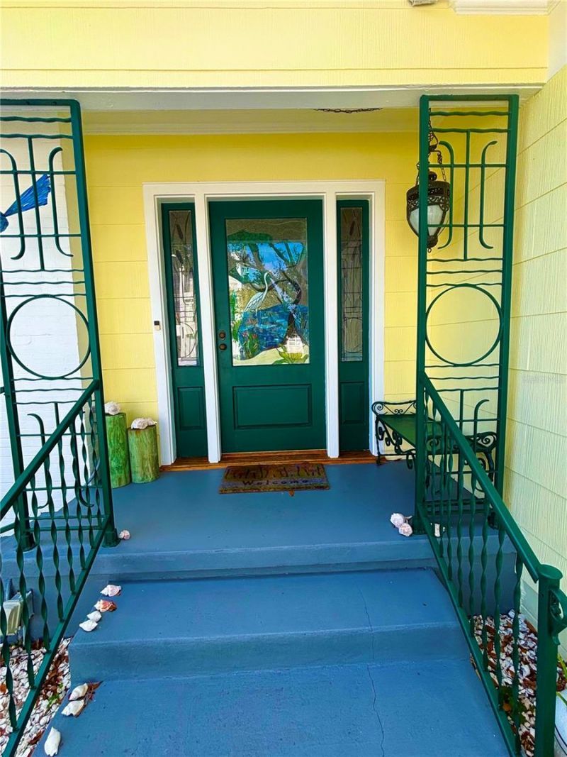 173 Devon Drive, Clearwater Beach, FL 33767 Photo