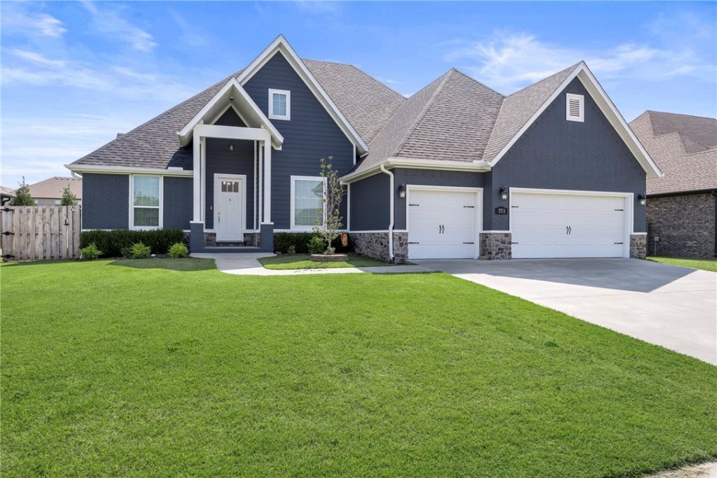 773 Via Firenze Avenue, Tontitown, AR 72762 Main Photo