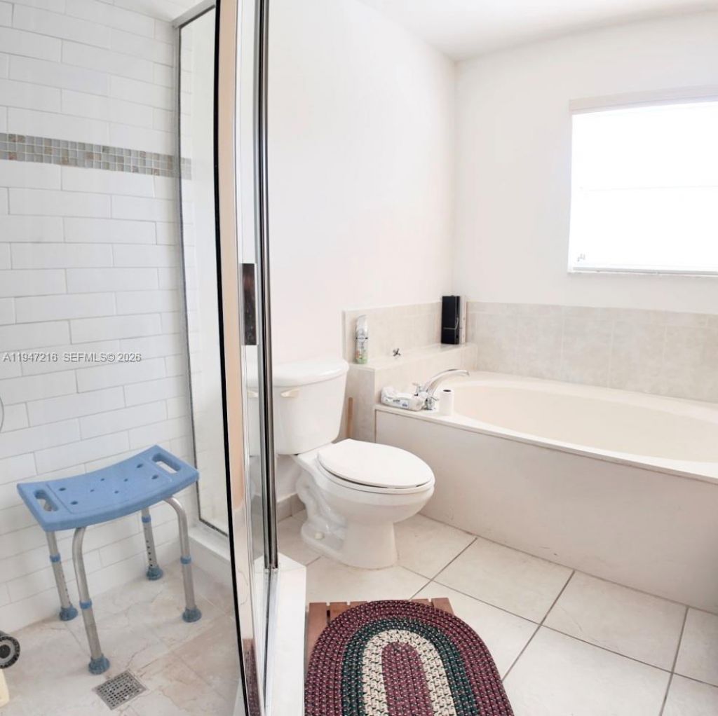 8884 SW 220th Ln, Cutler Bay, FL 33190 Photo