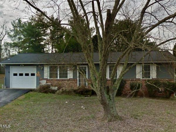 7312 Meadowbrook Circle, Knoxville, TN 37918