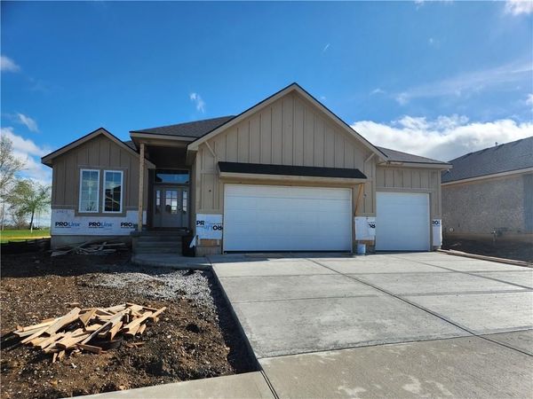 24819 W 112th Street, Olathe, KS 66061