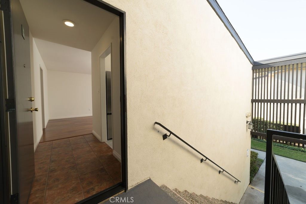 12200 Montecito Rd., Unit H207, Seal Beach, CA 90740 Main Photo