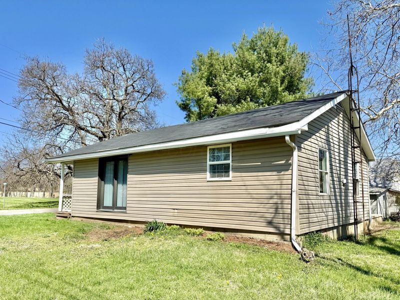 202 Plum Street, Danville, OH 43014 Photo 2