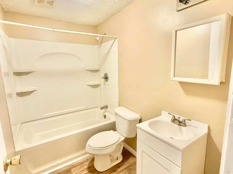 202 Plum Street, Danville, OH 43014 Photo 9