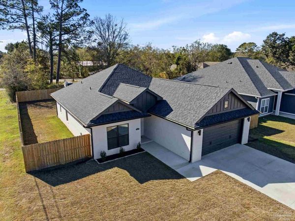 1417 Claridge Pl, Pensacola, FL 32534