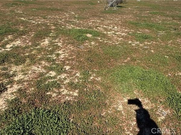 0 0, Daggett, CA 92327