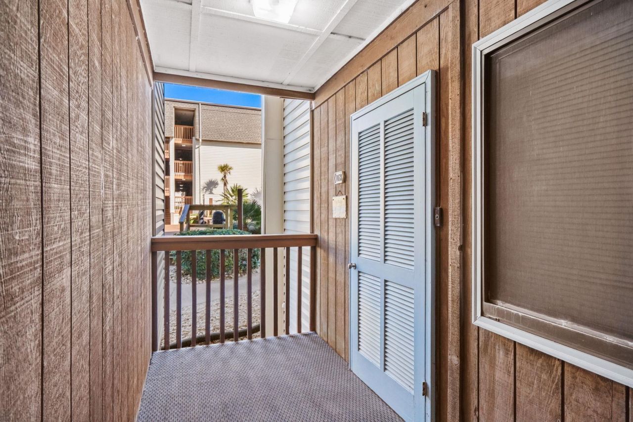 5601 N Ocean Blvd. Photo 33