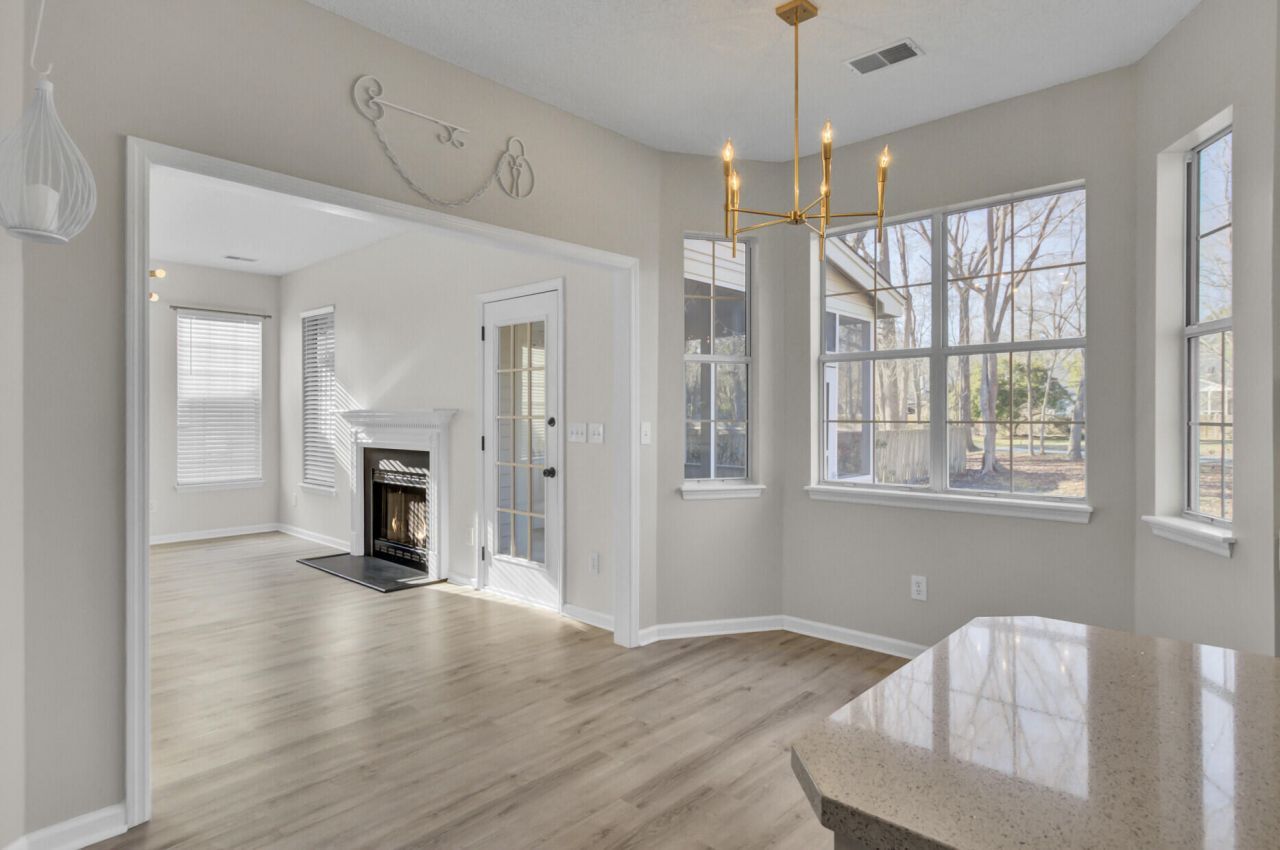 5402 W Berkers Court Photo 16