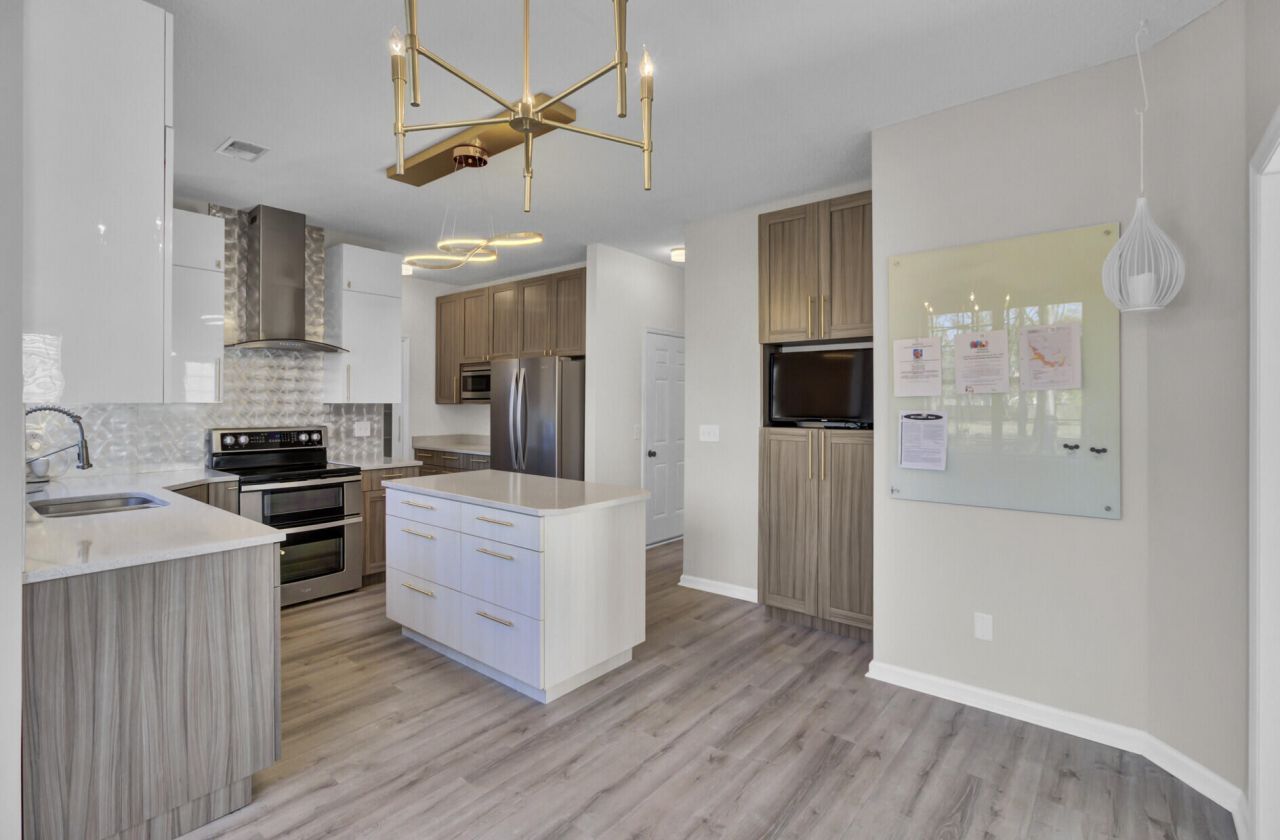 5402 W Berkers Court Photo 18