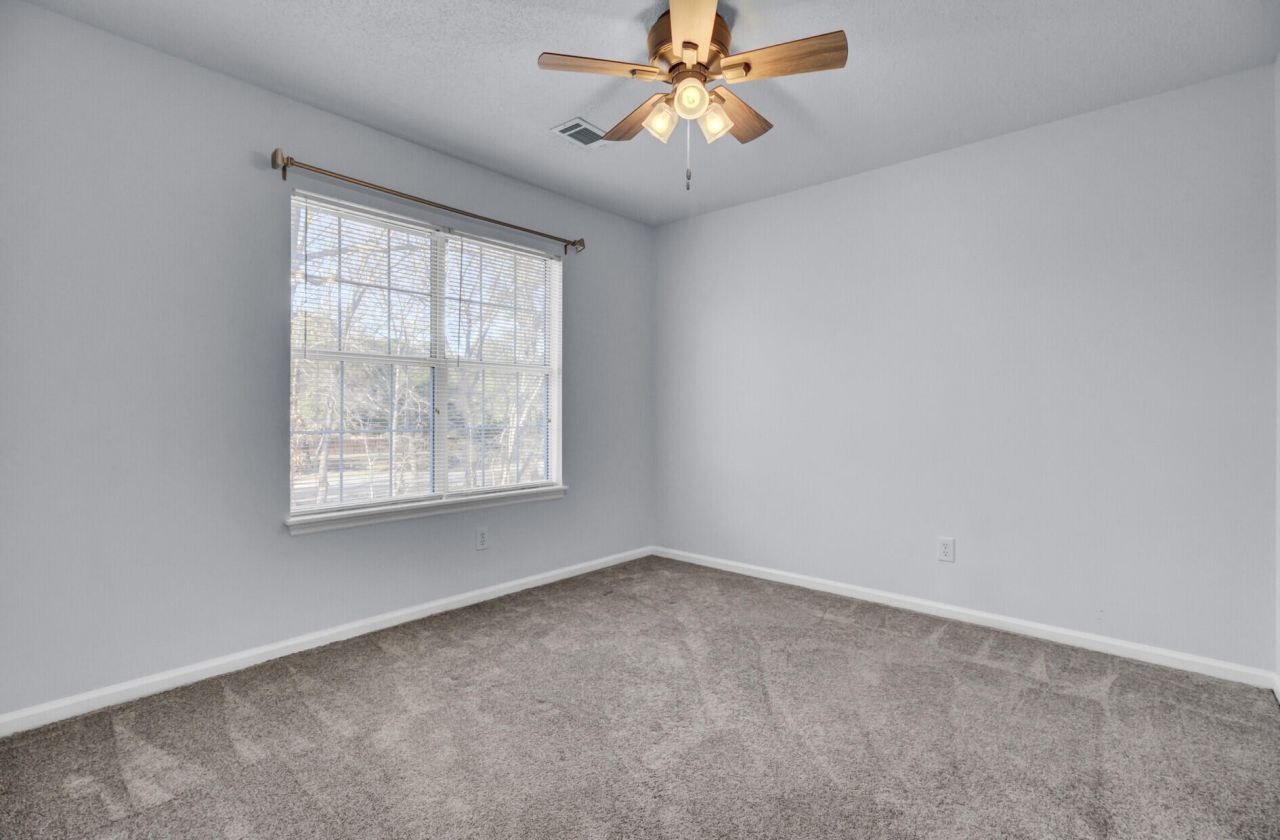 5402 W Berkers Court Photo 38