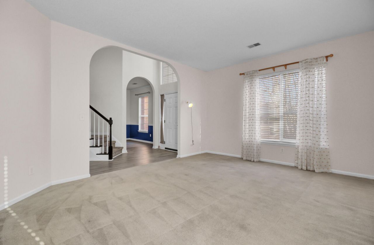 5402 W Berkers Court Photo 9