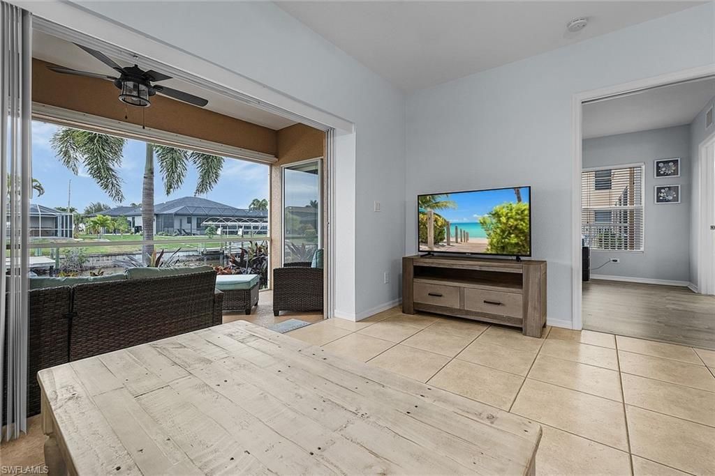 917 SW 47th Ter, Unit 102, Cape Coral, FL 33914 Photo