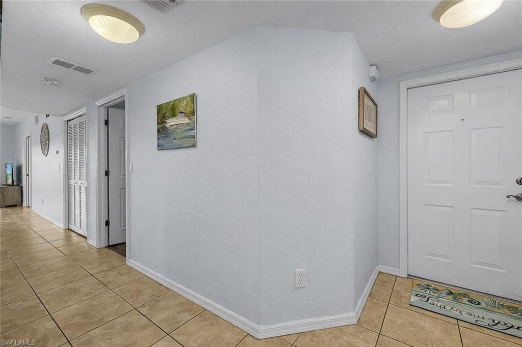 917 SW 47th Ter, Unit 102, Cape Coral, FL 33914 Photo