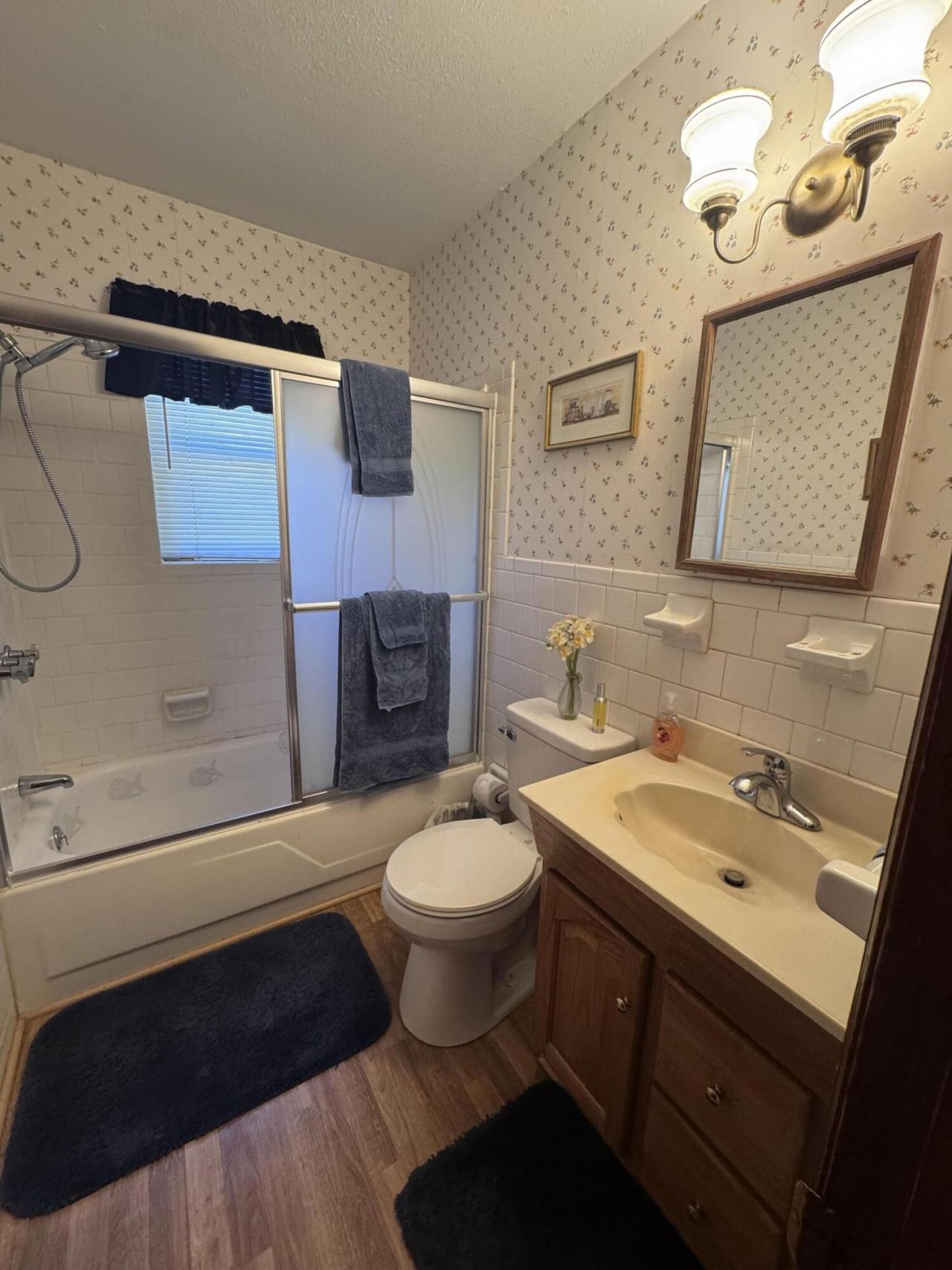 1002 Poplar Street Photo 16