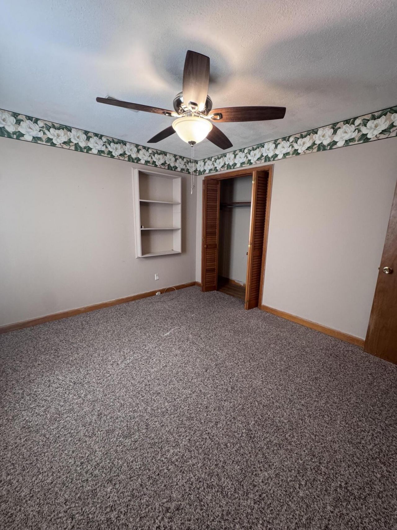 1002 Poplar Street Photo 17