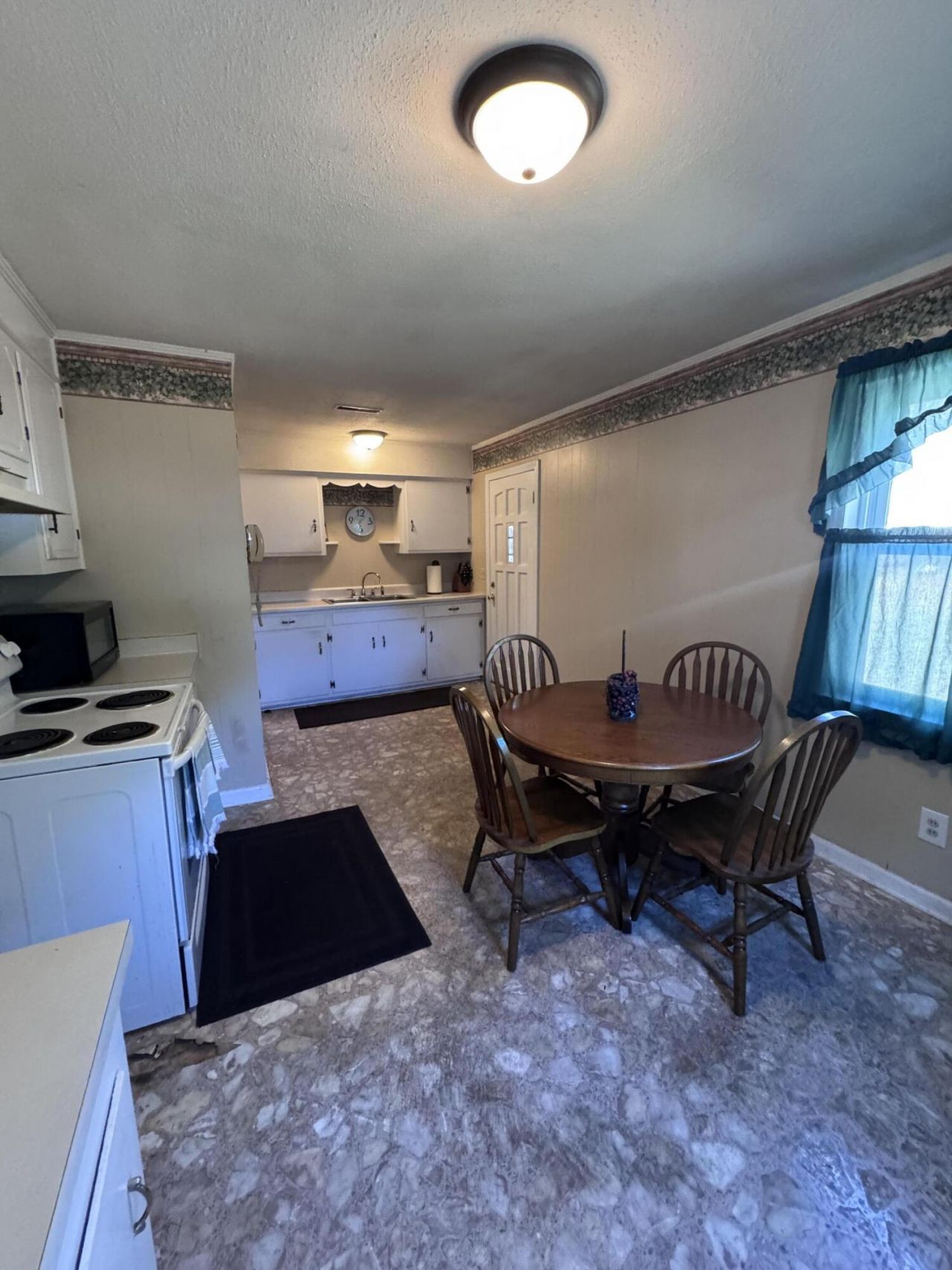 1002 Poplar Street Photo 24