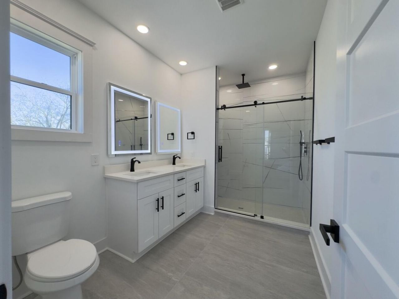 2031 Echo Avenue Photo 19