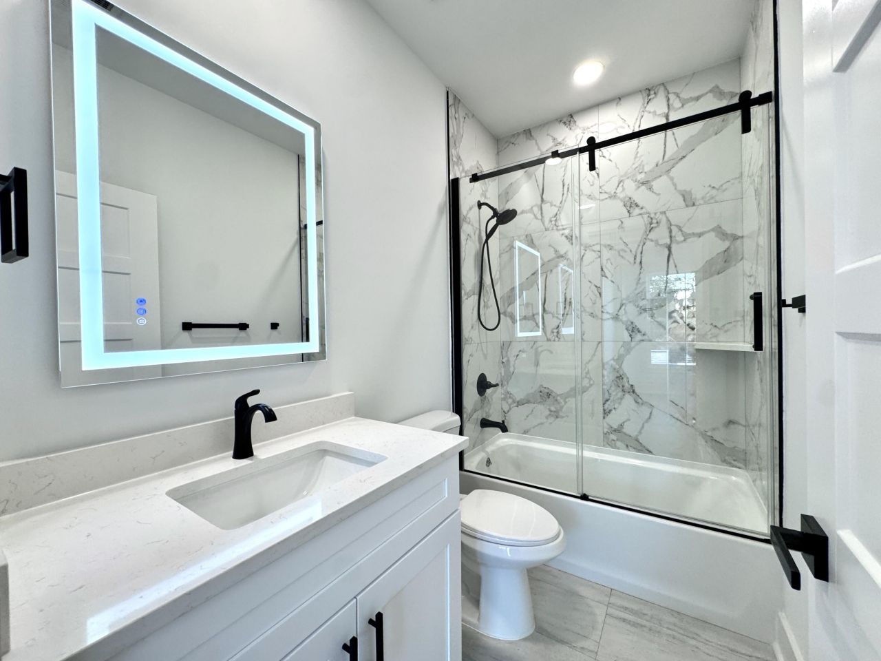 2031 Echo Avenue Photo 22