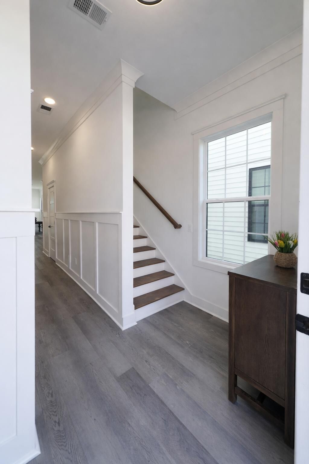 2031 Echo Avenue Photo 25