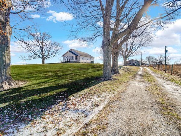 32670 Chicago Trail, New Carlisle, IN 46552