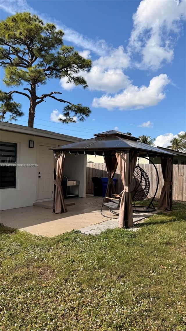 1108 SW 22nd Ter, Fort Lauderdale, FL 33312 Photo