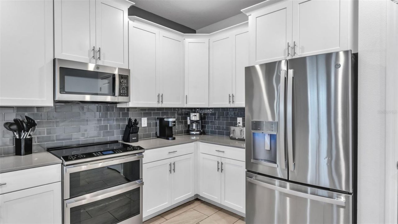 9238 Sommerset Hills Drive, Davenport, FL 33896 Photo