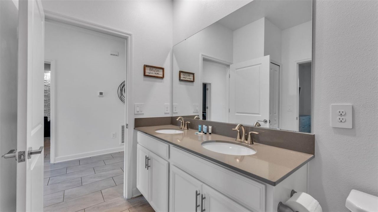 9238 Sommerset Hills Drive, Davenport, FL 33896 Photo