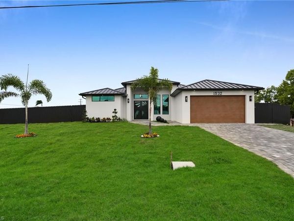 1532 SW 4th CT, CAPE CORAL, FL 33991