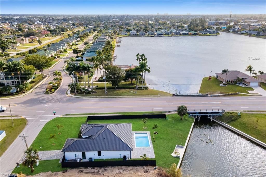 1532 SW 4th Ct, Cape Coral, FL 33991 Photo