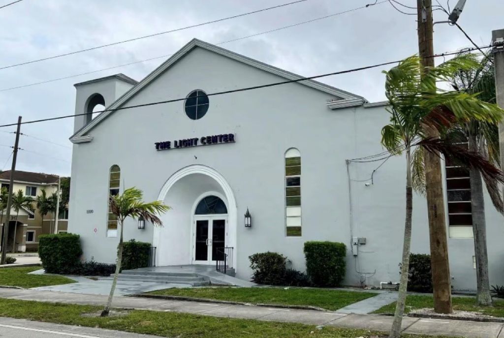 1100 NW 4th Street, Fort Lauderdale, FL 33311 Photo