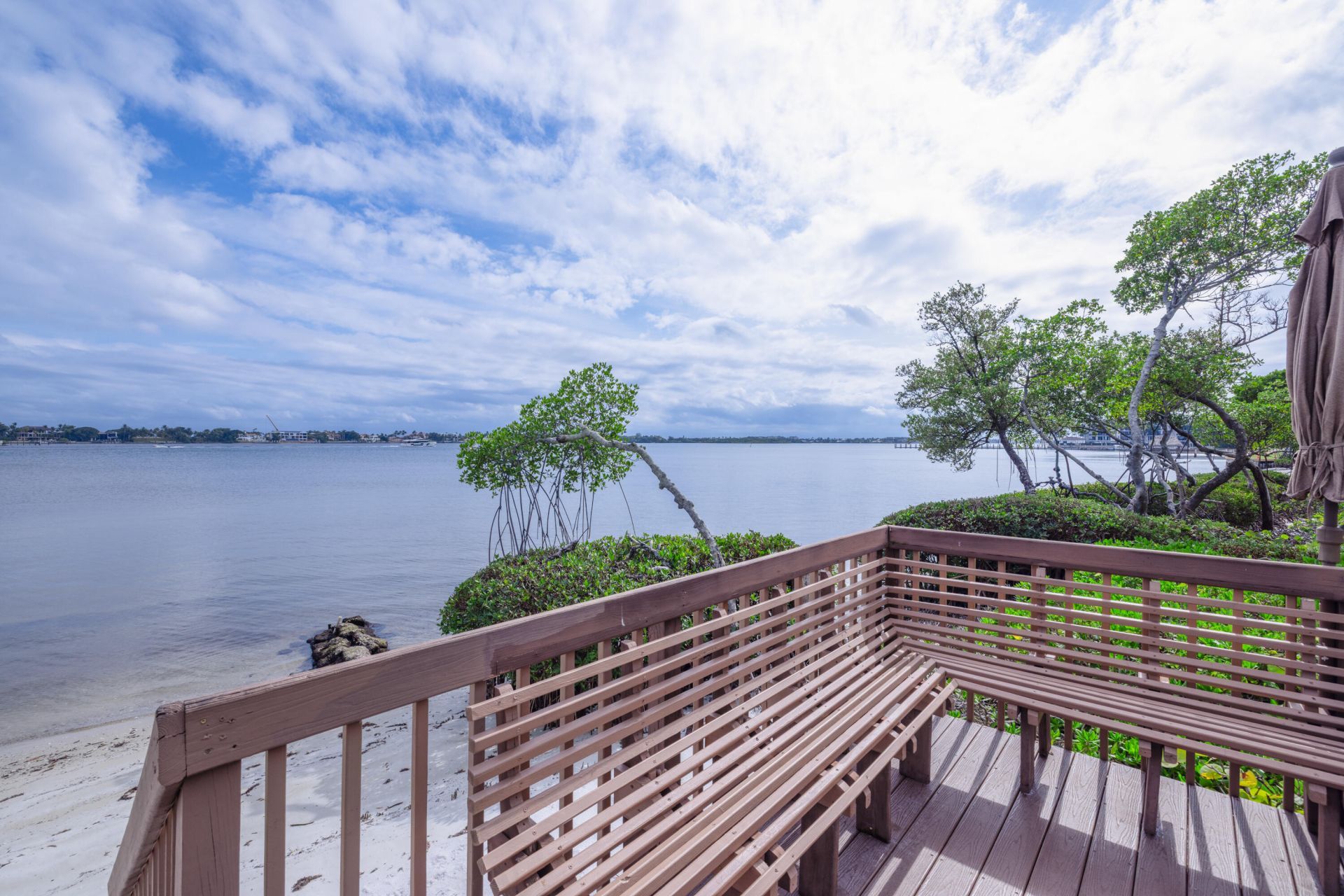 88 N Lakeshore Drive, Hypoluxo, FL 33462 Photo